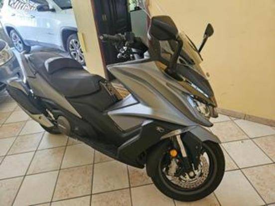 KYMCO AK 550i 